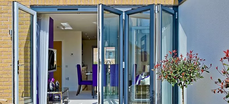 Bifold Door Repairs Near Me in Hollywood, FL