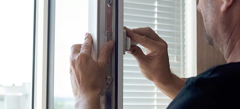 Custom Hopper Windows in Hollywood, FL