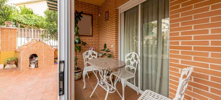 Adding Porch Enclosures To Your Home in Hollywood, FL