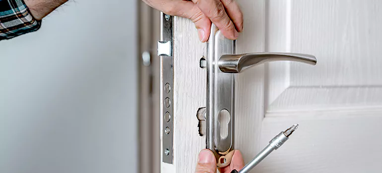 Front Door Knob Repair in Hollywood, FL
